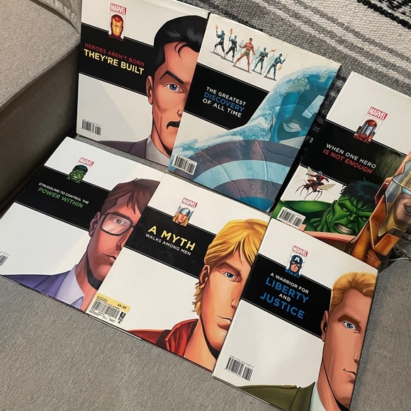 Marvel Books - Picture 3 of 10